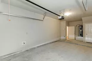 32 Woodland Hills Dr, Conroe, TX 77303 - Photo 13