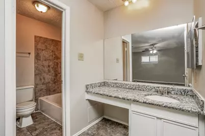 6403 Bazel Brook Drive, Houston, TX 77489 - Photo 15