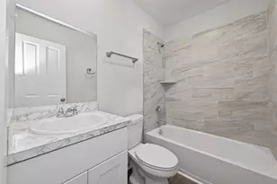 154 Lakeview Dr E, Livingston, TX 77351 - Photo 13