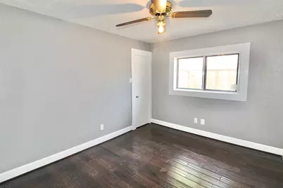 16710 Cobble Ridge Drive, Sugar Land, TX 77498 - Photo 9