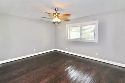 16710 Cobble Ridge Drive, Sugar Land, TX 77498 - Photo 9
