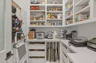 1094 Dunlavy Rd, Cat Spring, TX 78933 - Photo 11