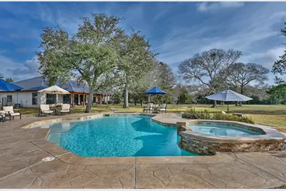 1094 Dunlavy Road, Cat Spring, TX 78933 - Photo 29