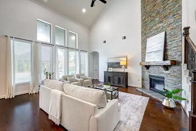 3306 Ralston Edge Lane, Houston, TX 77059 - Photo 9