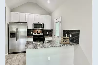 16713 E Ivanhoe, Montgomery, TX 77316 - Photo 9