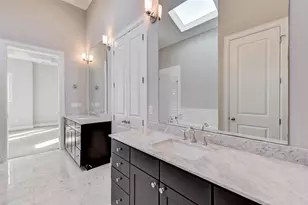 1215 W 24th St, Houston, TX 77008 - Photo 23