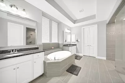 9611 Battleford Drive, Tomball, TX 77375 - Photo 17