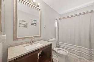 2202 Falling Oaks Rd, Houston, TX 77038 - Photo 37