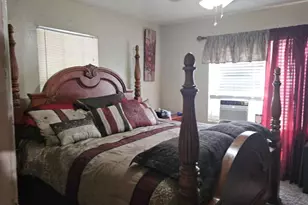 3107 Melbourne St, Houston, TX 77026 - Photo 5