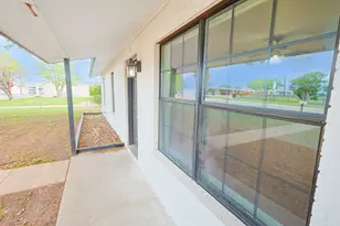 909 E Sarah St, Cuero, TX 77954 - Photo 25