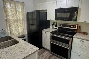 221 Marion Dr, Rockport, TX 78382 - Photo 7