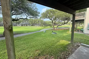 221 Marion Dr, Rockport, TX 78382 - Photo 3