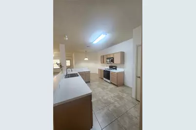 14914 Sugarhollow Drive, Sugar Land, TX 77498 - Photo 3