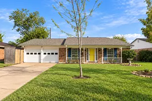 6002 Saxon Dr, Houston, TX 77092 - Photo 1