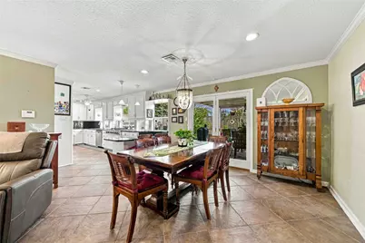 6002 Saxon Drive, Houston, TX 77092 - Photo 13