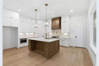 1436 Alexander St, Houston, TX 77008 - Photo 9