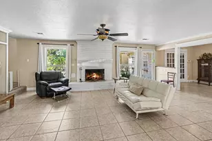17807 Loring Ln, Spring, TX 77388 - Photo 9
