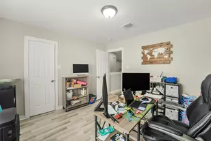 11026 Desert Springs Cir, Houston, TX 77095 - Photo 33