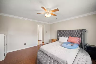 2327 Colonial Ridge Drive, Friendswood, TX 77546 - Photo 17