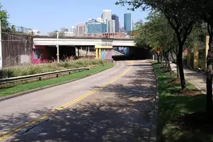 2906 Garrow St, Houston, TX 77003 - Photo 13