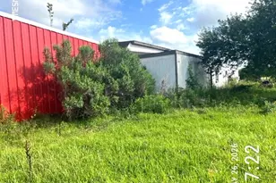 691 County Rd 174, Bay City, TX 77414 - Photo 9