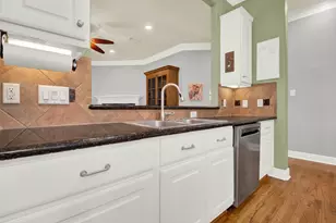 3022 E Park at Fairdale, Houston, TX 77057 - Photo 7