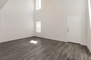 15208 Estrella E, Houston, TX 77073 - Photo 5