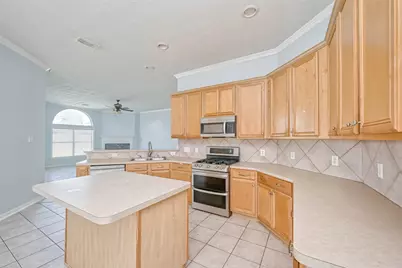 6427 Stone Landing Lane, Katy, TX 77449 - Photo 13