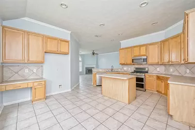6427 Stone Landing Lane, Katy, TX 77449 - Photo 11