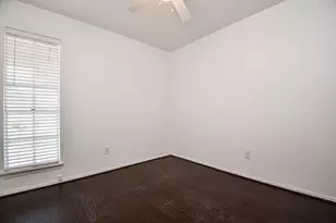 13730 Shirebrook Dr, Sugar Land, TX 77498 - Photo 15