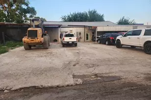 2520 W Mount Houston Rd, Houston, TX 77038 - Photo 9