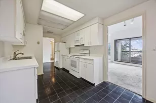 2001 Holcombe Blvd, Houston, TX 77030 - Photo 7
