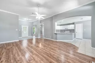 69 Briar Oak Ct, Alvin, TX 77511 - Photo 11