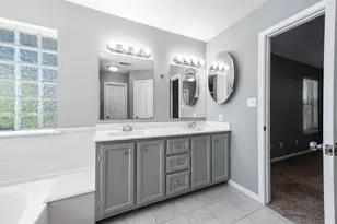 69 Briar Oak Ct, Alvin, TX 77511 - Photo 27