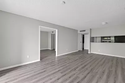 10110 Forum West Drive #633, Houston, TX 77036 - Photo 7