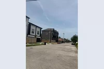 4202 Gano Street, Houston, TX 77009 - Photo 11