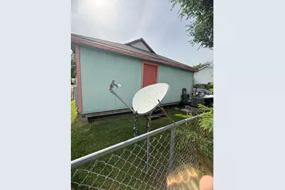 4202 Gano Street, Houston, TX 77009 - Photo 5