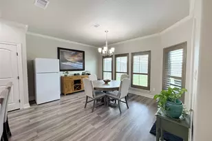 313 Creekside Ln, Lake Jackson, TX 77566 - Photo 7