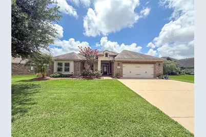 313 Creekside Lane, Lake Jackson, TX 77566 - Photo 31
