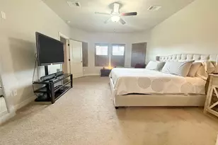 313 Creekside Ln, Lake Jackson, TX 77566 - Photo 13