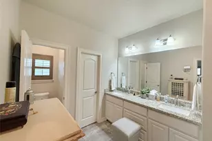 313 Creekside Ln, Lake Jackson, TX 77566 - Photo 17