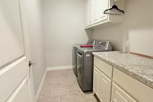 313 Creekside Ln, Lake Jackson, TX 77566 - Photo 23