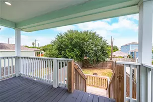 5618 Avenue M, Galveston, TX 77551 - Photo 13