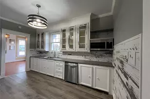 1328 Ursuline St, Galveston, TX 77550 - Photo 17