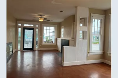 1328 Ursuline Street, Galveston, TX 77550 - Photo 5