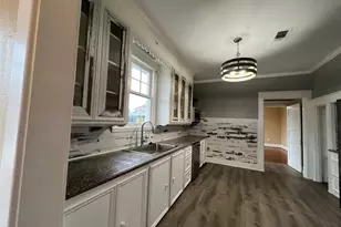 1328 Ursuline St, Galveston, TX 77550 - Photo 15
