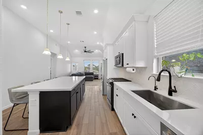 18830 Shadowfax Trail, Tomball, TX 77377 - Photo 11