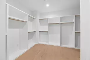 1511 Thornton Dr, Houston, TX 77018 - Photo 15