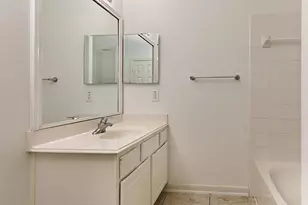 46 S April Mist Cir, Conroe, TX 77385 - Photo 23