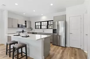 11916 S Hoa Sen Cir, Houston, TX 77072 - Photo 21